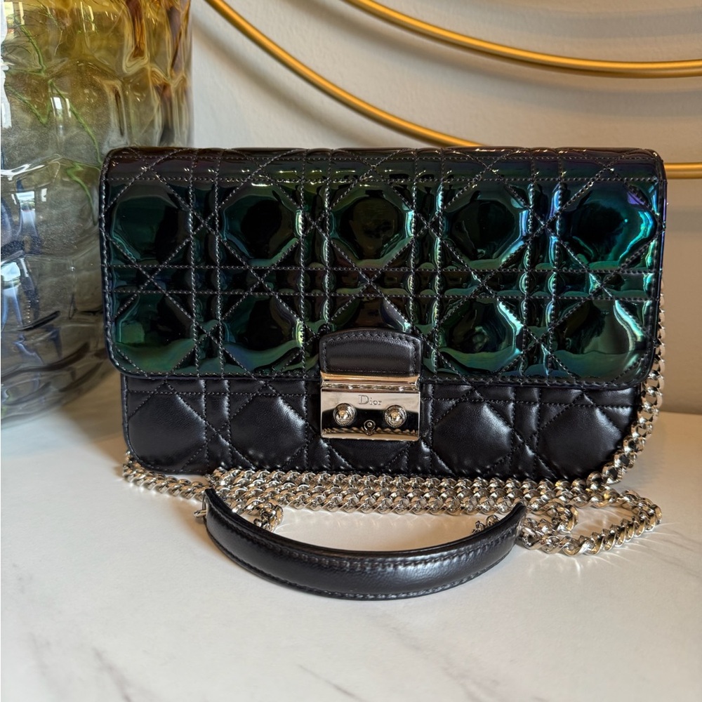 Dior Metallic Black Cannage Patent Leather Lock Chain Clutch